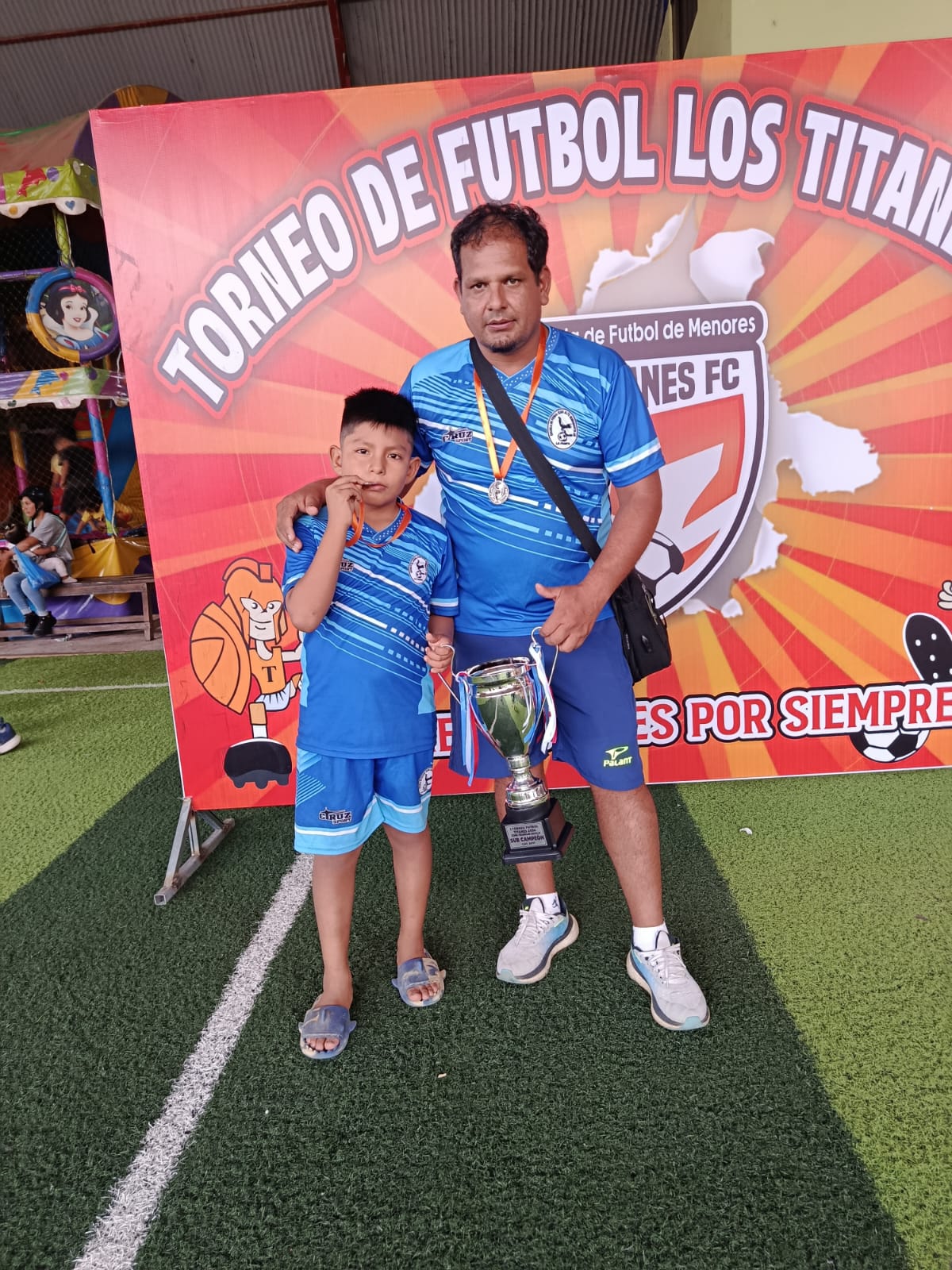 Entrenador y jugador EFC Alto Rendimiento