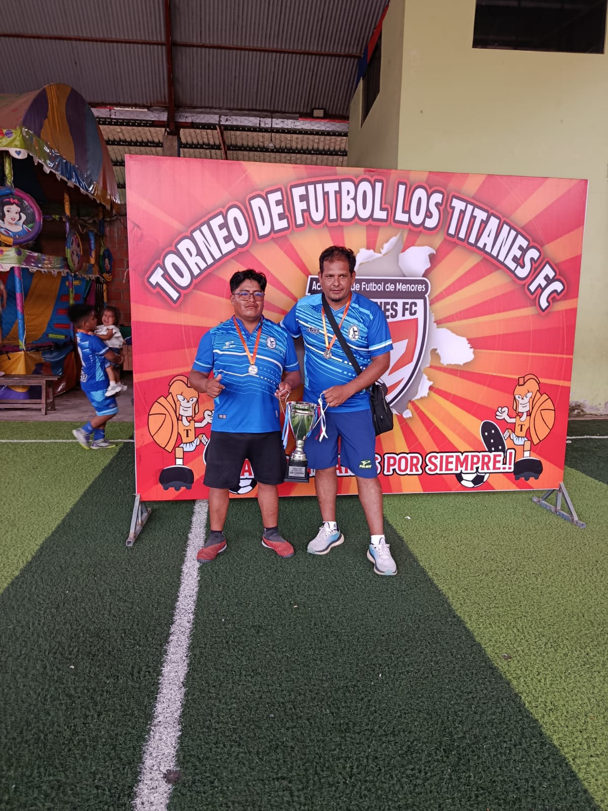 Staff técnico de UWU EFC